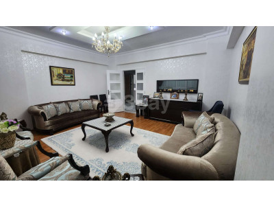 BATIKENT'İN GÖZDE NOKTASINDA GENİŞ VE BAKIMLI 3+1 SATILIK DAİRE